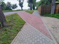 Chodnik przy jeziorze 3